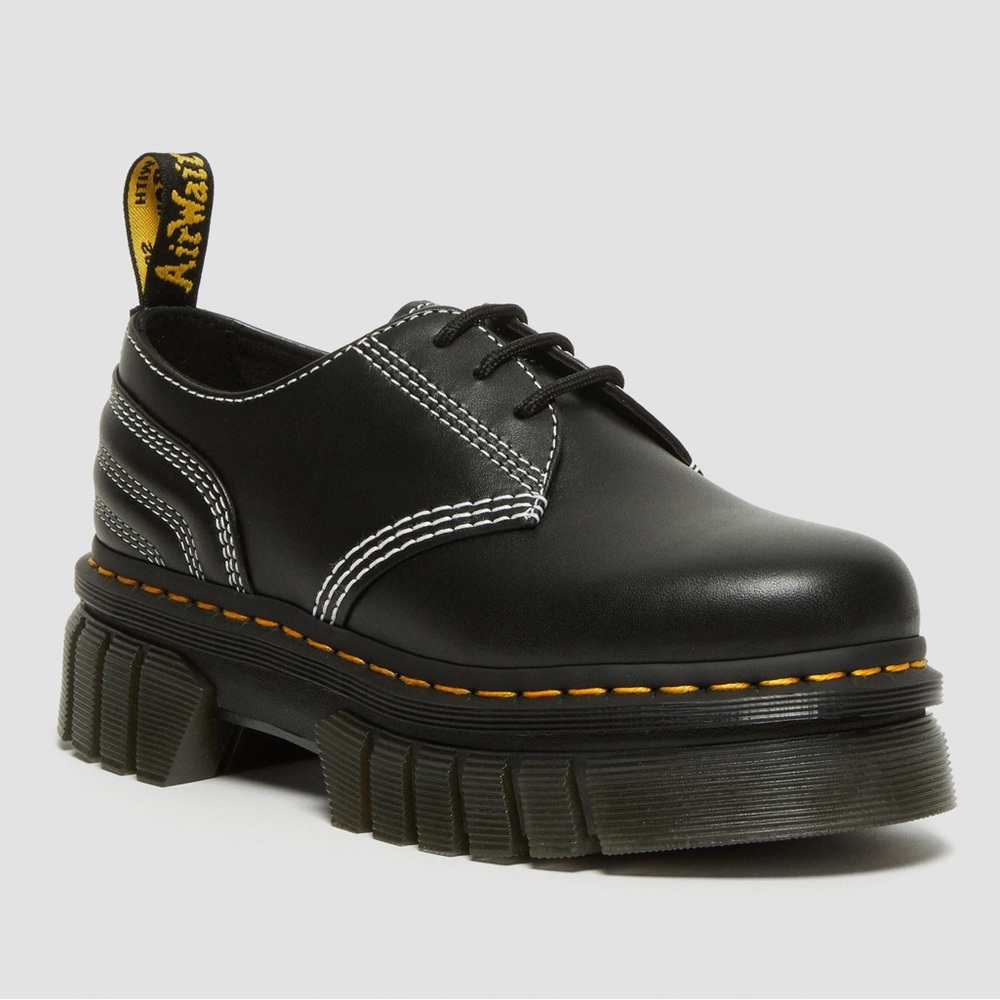 Dr. Martens Audrick Oxford 3-Eye Quilted Black and White (US 8 / UK 6)